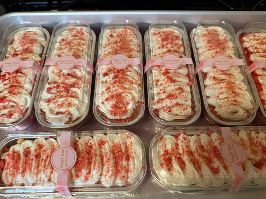 Strawberry Mini Cakes